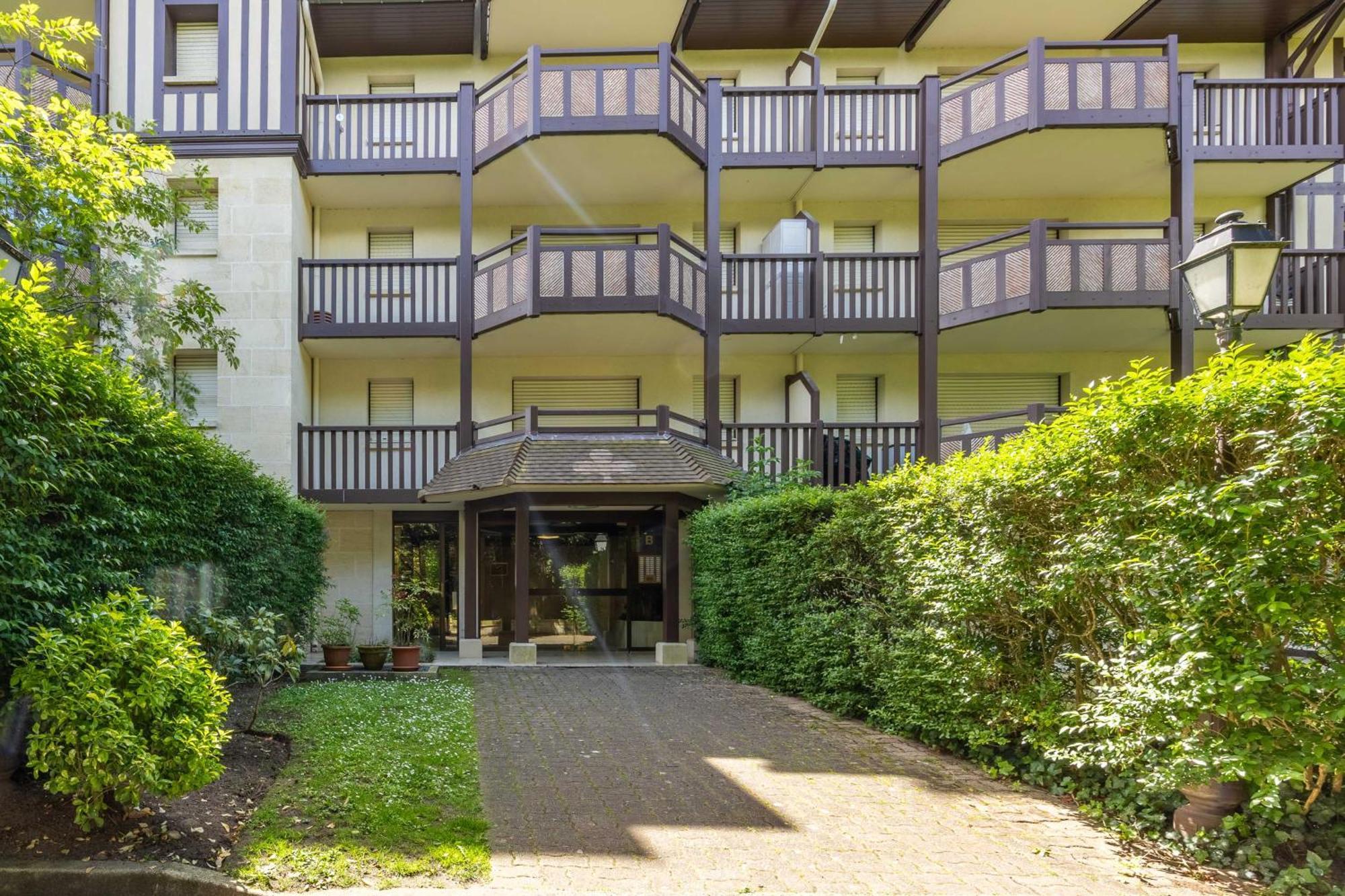 Apartment With Parking And Balcony Near The Beach Deauville Exteriér fotografie